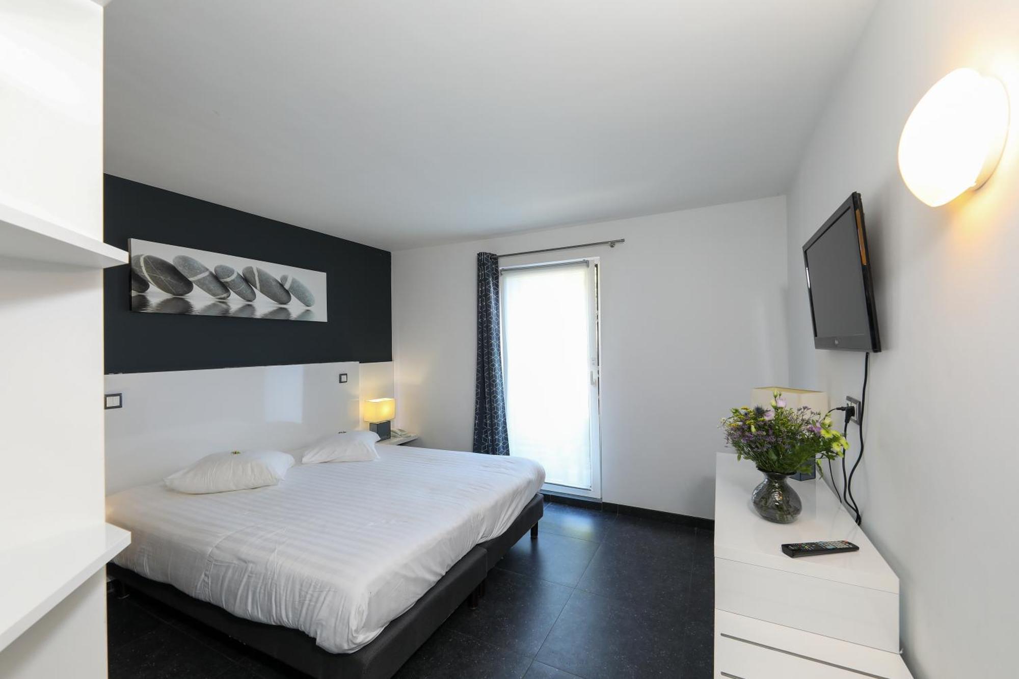 Hotel Bo Rivage Neufchateau Ngoại thất bức ảnh